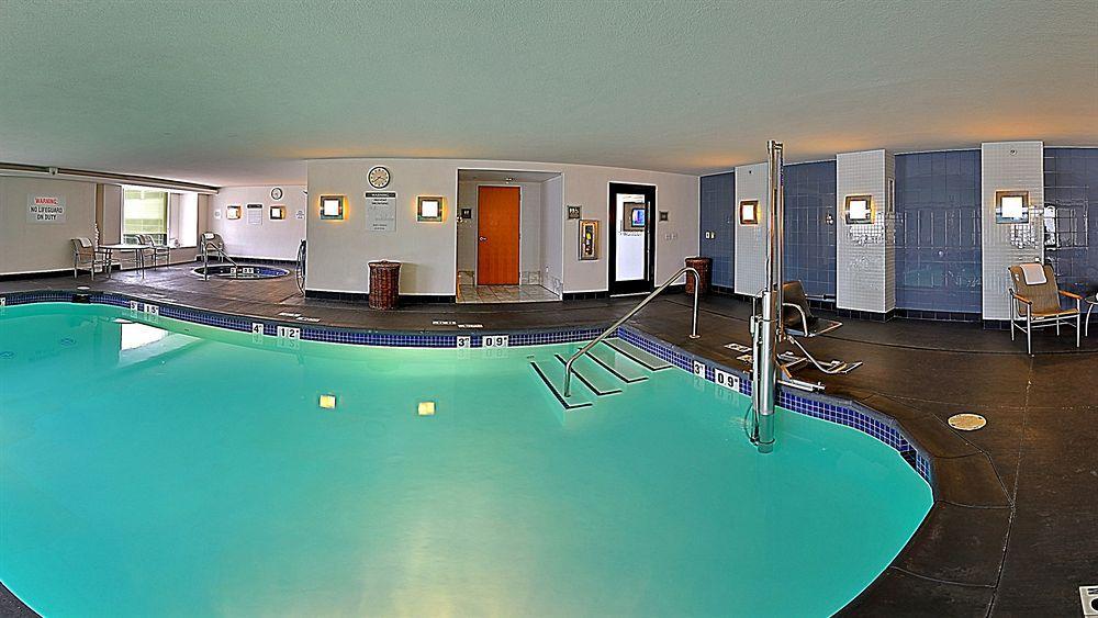 เดอะ เวสติน ดีทรอยต์ เมโทรโปลิแตน แอร์พอร์ต Hotel รอมิวลัส ภายนอก รูปภาพ